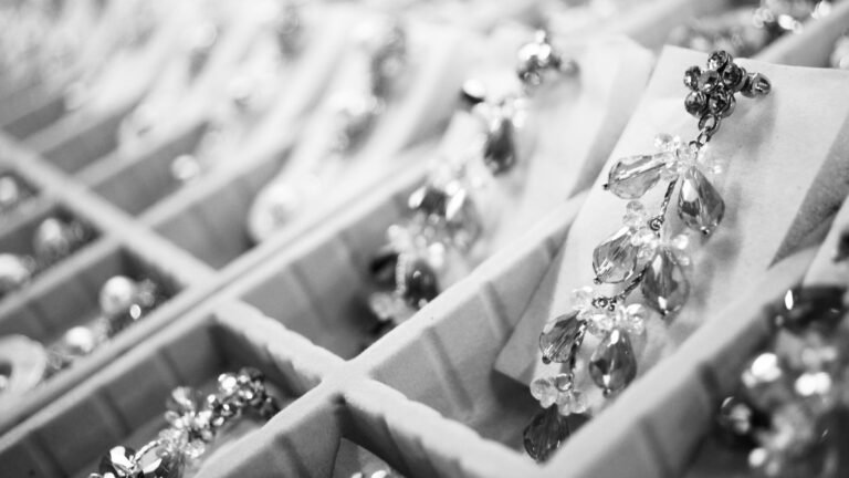 How To Do Local Seo For Bridal Boutiques: A Practical Guide